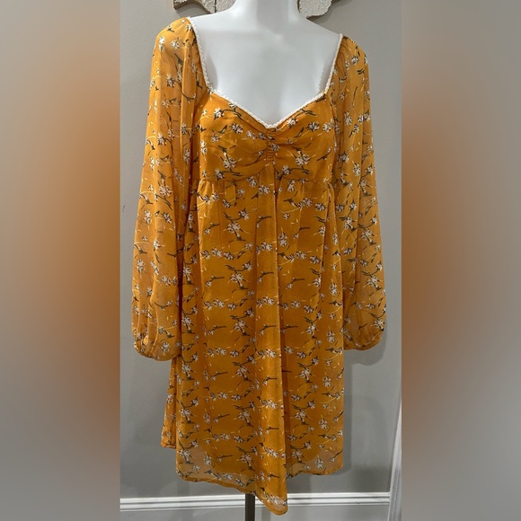 NWT! Sacred‎ Hawk Floral Print Dress Vintage - Picture 1 of 6